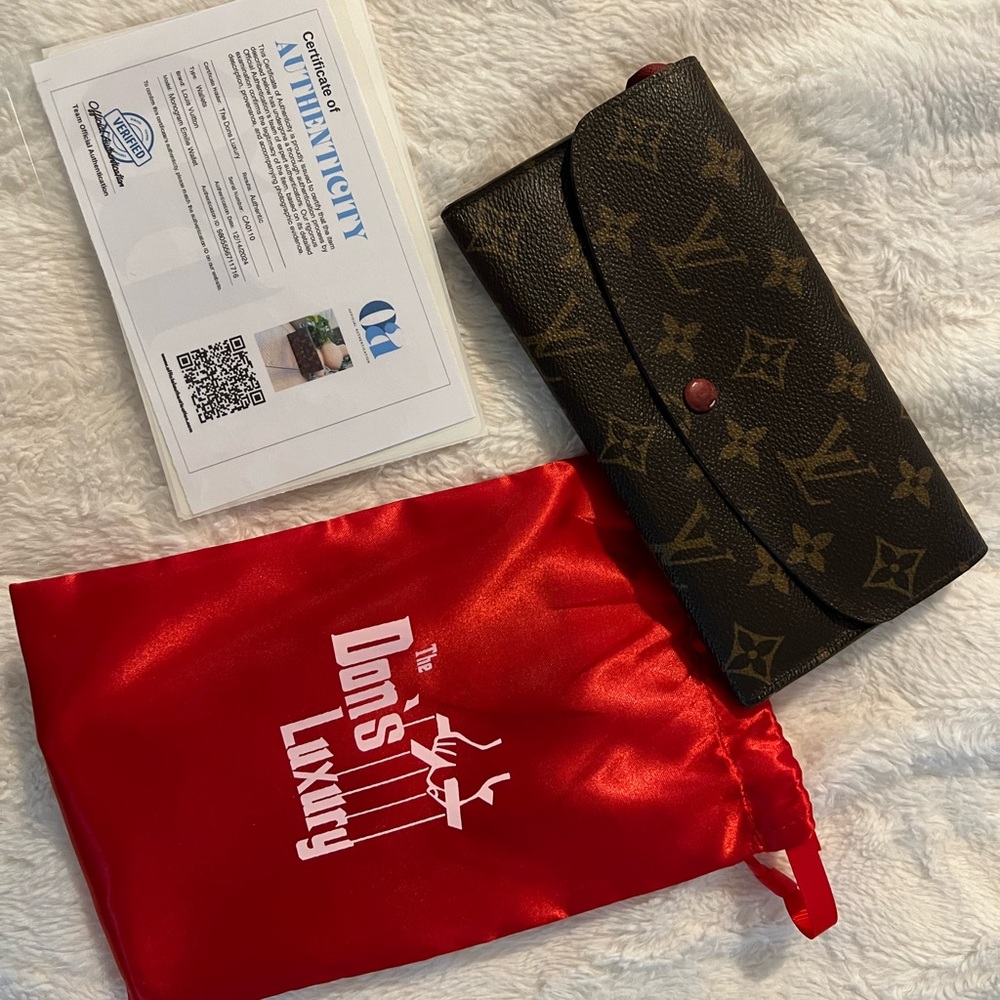 Louis Vuitton monogram Emilie wallet